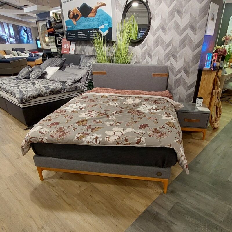 Ausstellungsstück: Birkenstock Boxspringbettunterbau Iona 140×200 cm inkl. Nachttisch