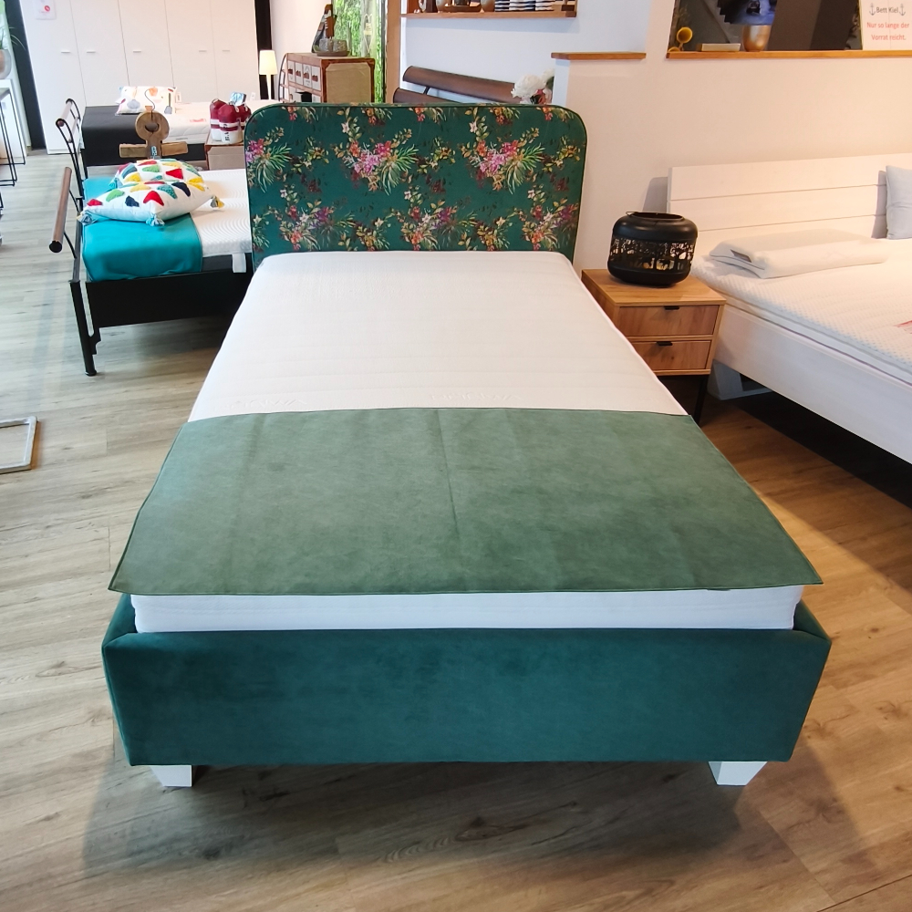 Ausstellungsstück: Polsterbett Lili EVO 600/1 120x200cm